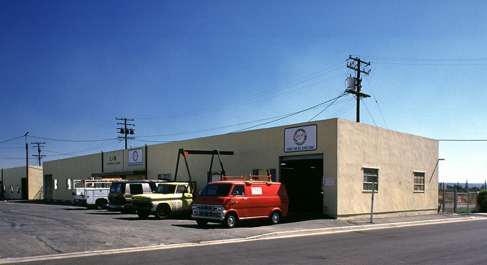 16206-16208 Arrow Hwy, Irwindale, CA à vendre - Photo de l’immeuble – Image 2 sur 4