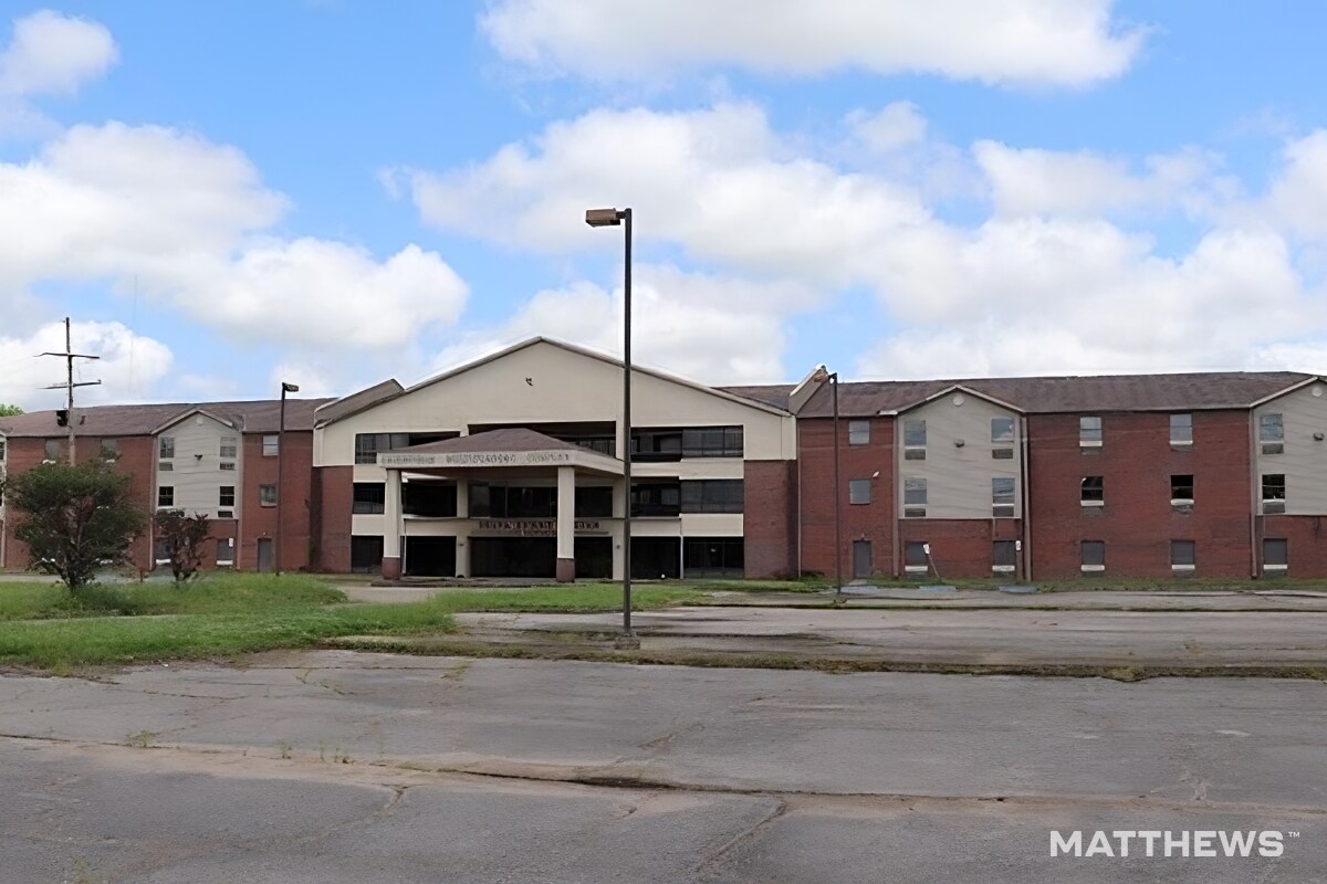 2524 E Alexander St, Greenville, MS à vendre Photo de l’immeuble– Image 1 sur 3