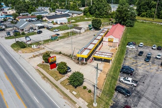 7773 Dixie Hwy, Louisville, KY à louer Photo de l’immeuble– Image 2 sur 12