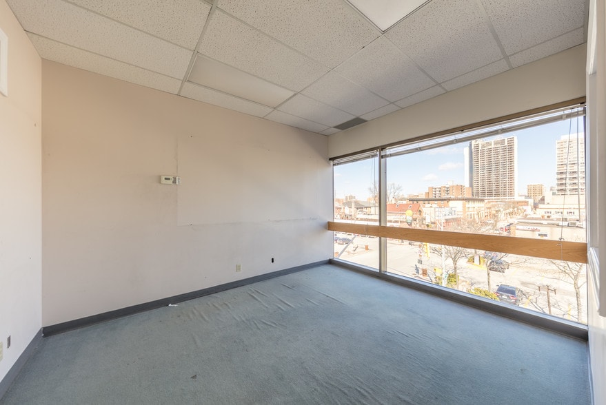 605-633 Ouellette Ave, Windsor, ON à louer - Autre – Image 3 sur 13
