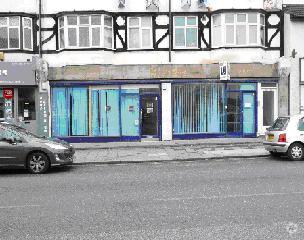 251-257 Burnt Oak Broa, Edgware à louer Photo principale– Image 1 sur 3
