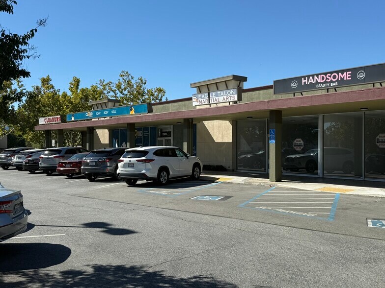 2973-2997 Union Ave, San Jose, CA à louer - Photo de l’immeuble – Image 2 sur 6