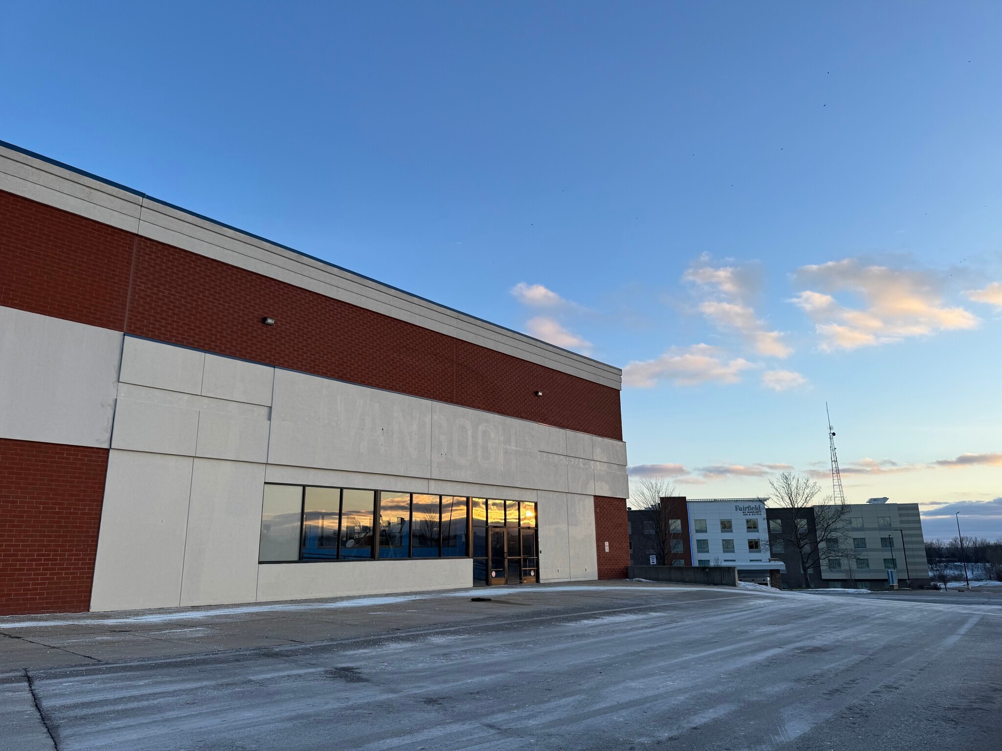 555-805 Center Dr NW, Grand Rapids, MI à louer Photo intérieure– Image 1 sur 4