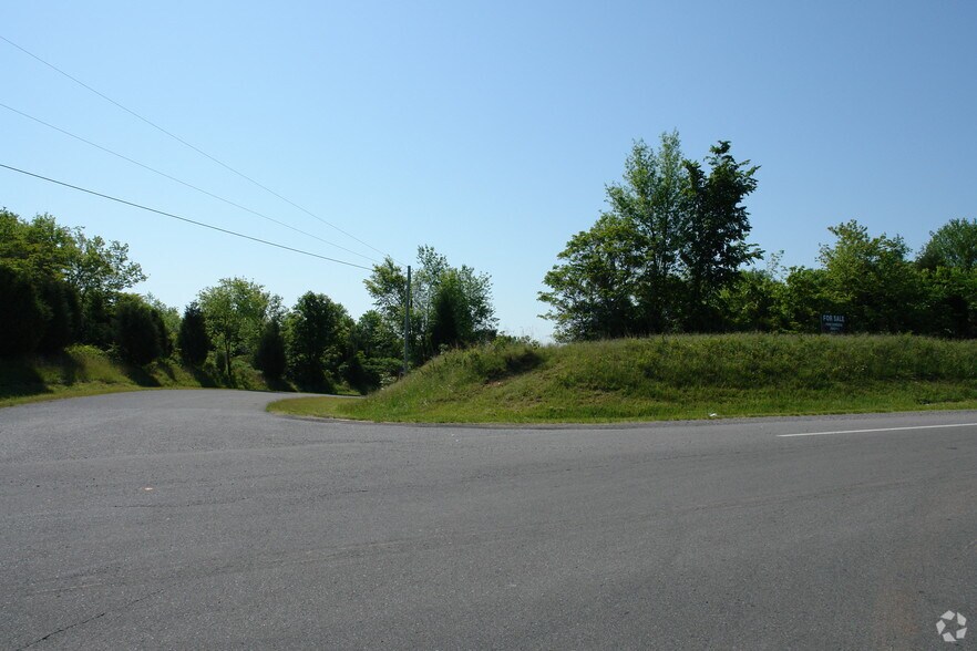 1049 New Hope Rd, Joelton, TN à vendre - Photo de l’immeuble – Image 3 sur 6