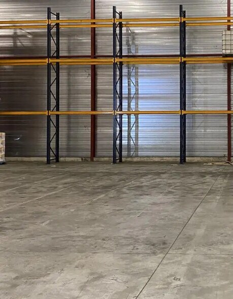 Industriel/Logistique dans Domats à vendre - Photo de l’immeuble – Image 3 sur 6