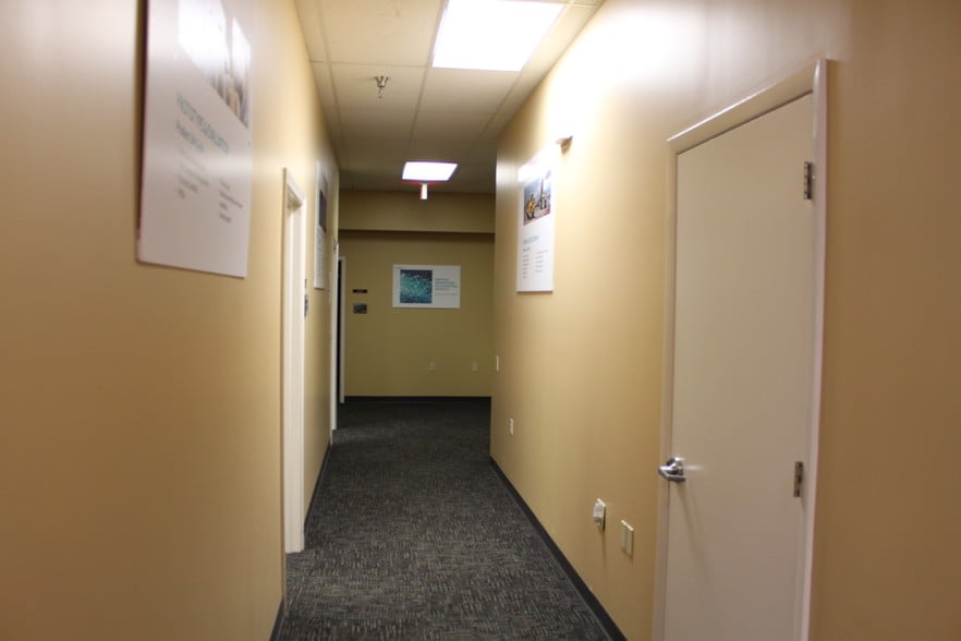 8001 N University St, Peoria, IL à louer - Autre – Image 3 sur 16