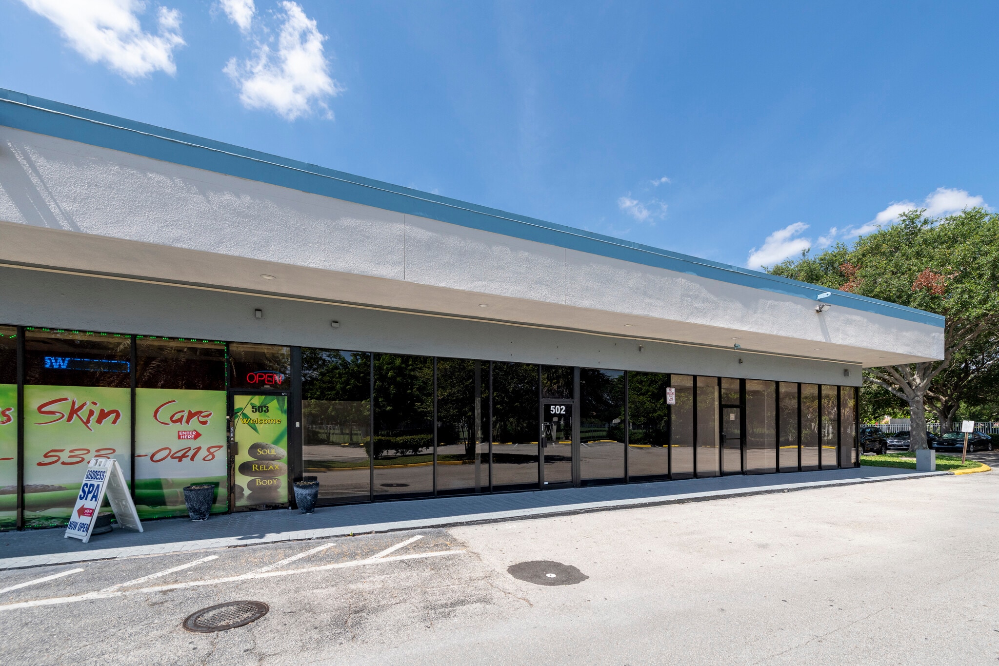 3801 N University Dr, Sunrise, FL à louer Photo intérieure– Image 1 sur 9
