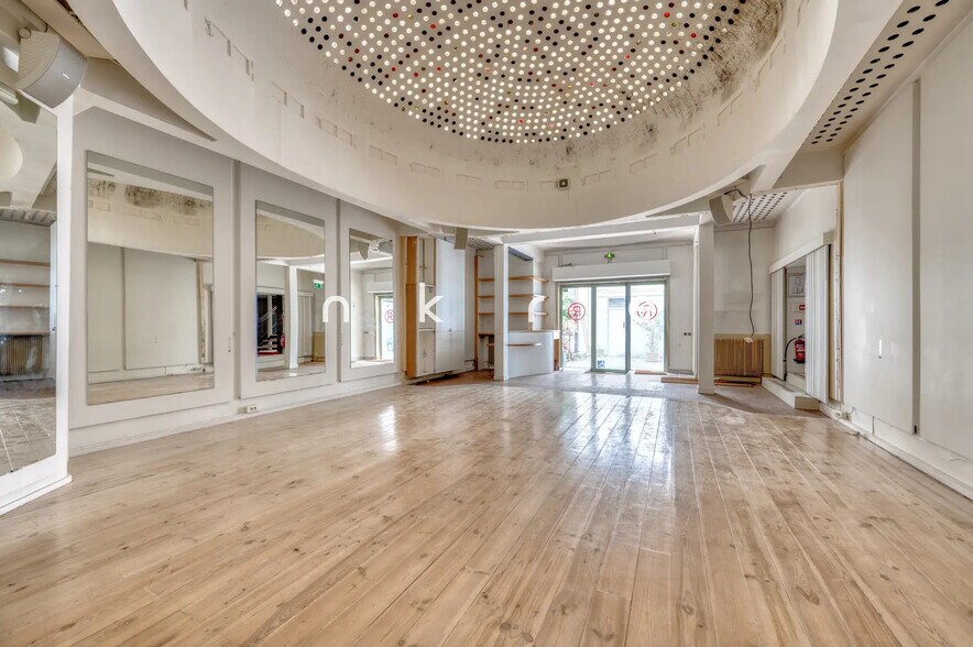 Bureau dans Paris à vendre - Photo de l’immeuble – Image 3 sur 7