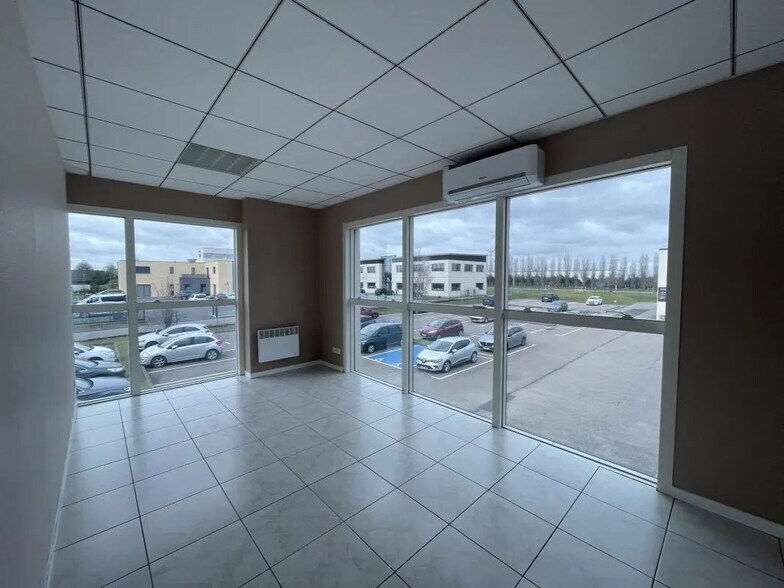 Bureau dans Évreux à louer - Photo de l’immeuble – Image 1 sur 6