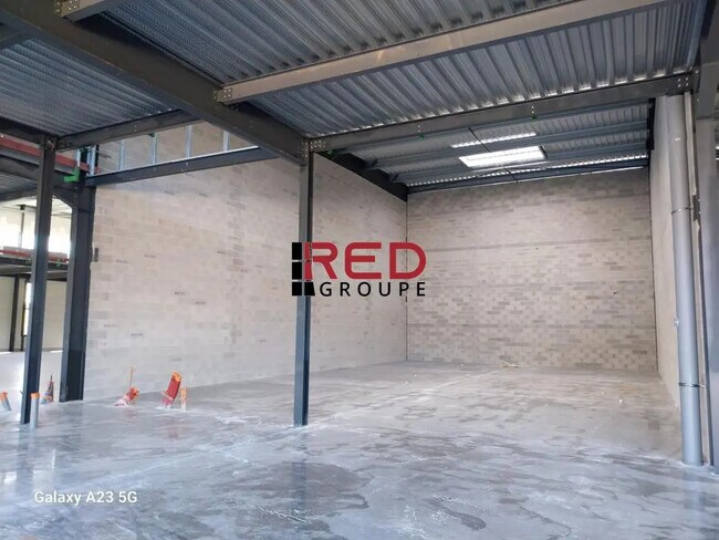 Plus de détails pour Industriel/Logistique à vendre