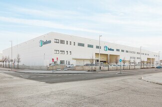 Plus de détails pour Calle de Cerceda, 20, Madrid - Industriel/Logistique à louer