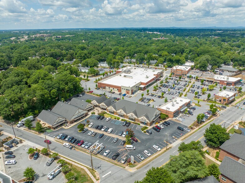 1818 Augusta St, Greenville, SC à louer - Photo principale – Image 1 sur 10