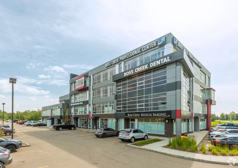 10101 86th Ave, Fort Saskatchewan, AB à louer - Photo principale – Image 1 sur 2