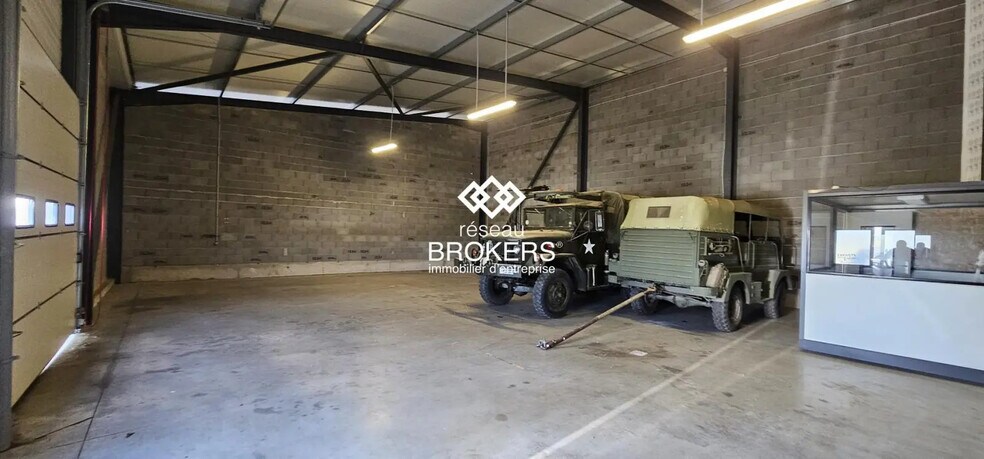 Industriel/Logistique dans Riom à louer - Photo intérieure – Image 2 sur 4