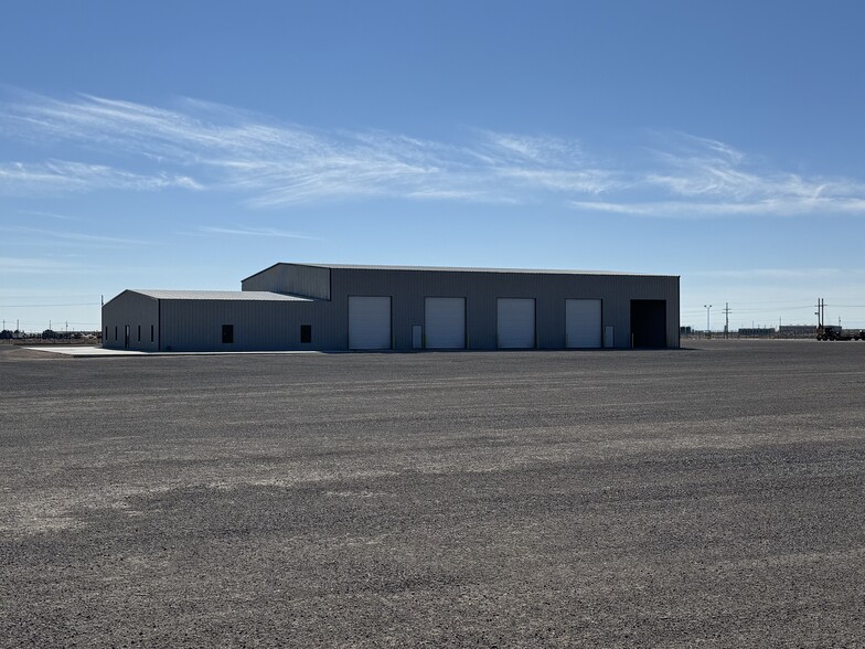 169 FM 869 Rd, Pecos, TX à louer - Photo de l’immeuble – Image 2 sur 11