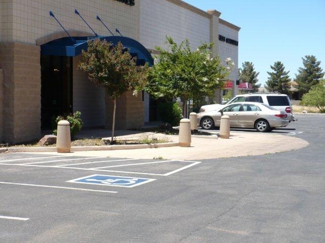 354 S Highway 92, Sierra Vista, AZ à louer Photo principale– Image 1 sur 18