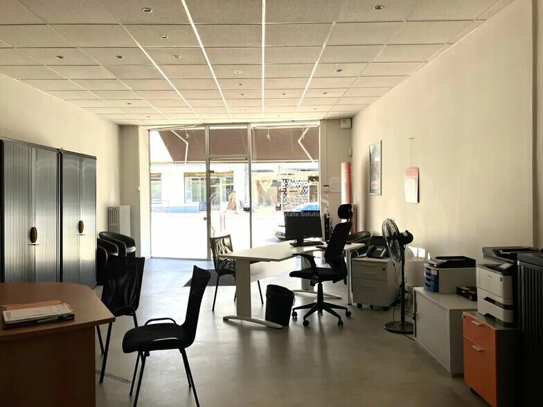 Local commercial dans Vierzon à louer - Photo de l’immeuble – Image 2 sur 3