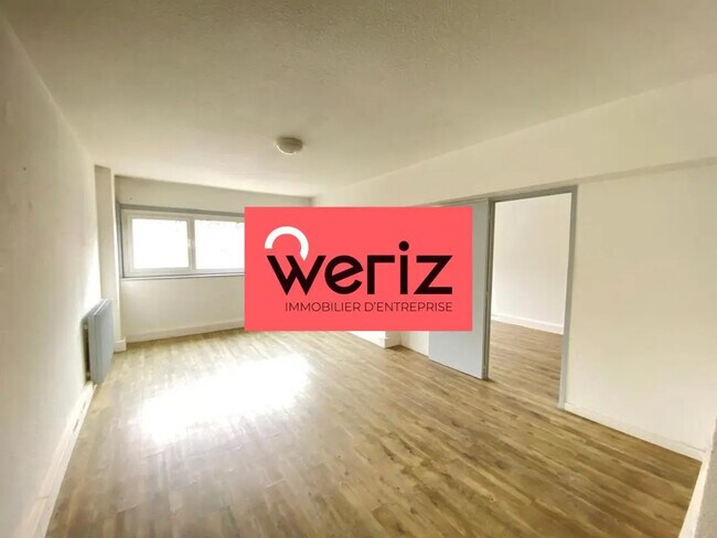 Plus de détails pour Bureau à louer