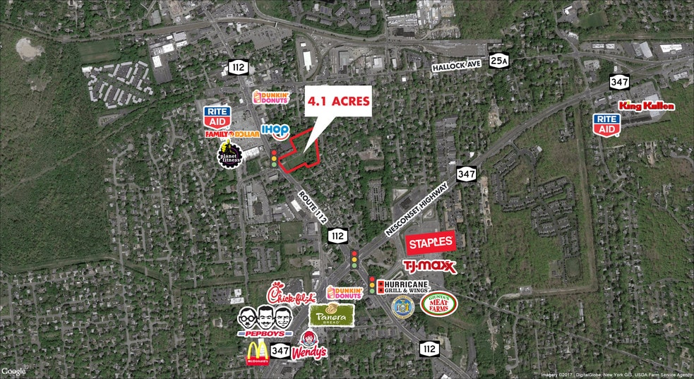527-529 Route 112, Port Jefferson Station, NY à vendre - Photo principale – Image 1 sur 6