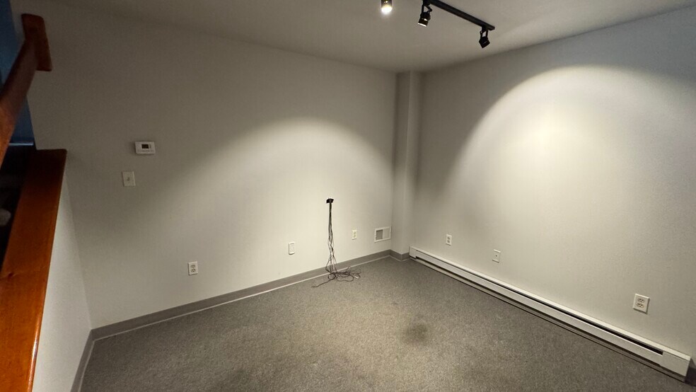 1850 Friedensville Rd, Bethlehem, PA à louer - Photo de l’immeuble – Image 3 sur 32
