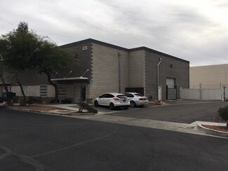 Plus de détails pour 4374 E Alexander Rd, Las Vegas, NV - Industriel/Logistique à louer