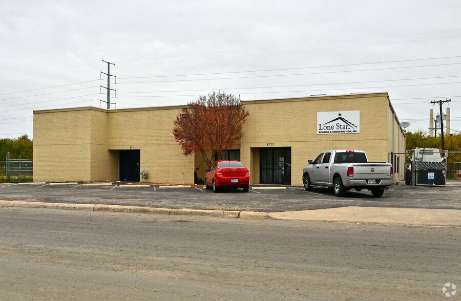 4731-4733 Whirlwind St, San Antonio, TX à louer - Photo de l’immeuble – Image 3 sur 14