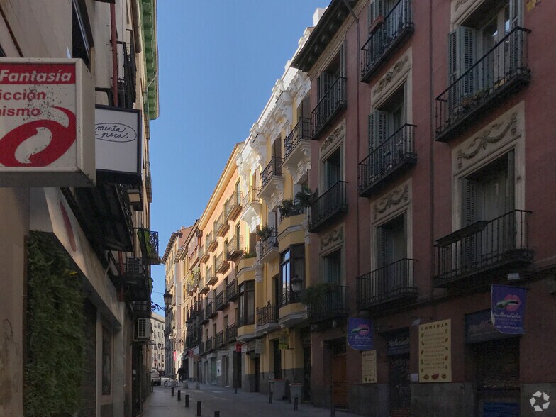 Local commercial dans Madrid, Madrid à louer - Photo de l’immeuble – Image 1 sur 2