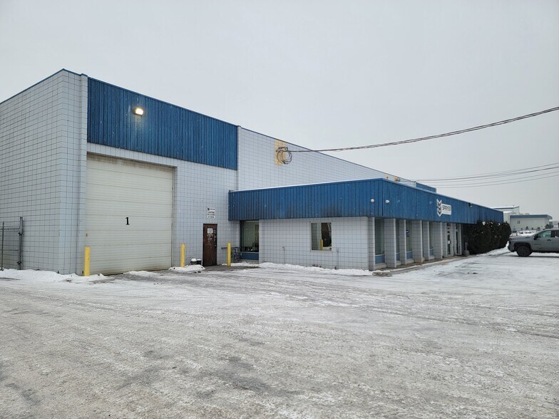 9410 Milwaukee Way, Prince George, BC à louer - Photo de l’immeuble – Image 2 sur 27