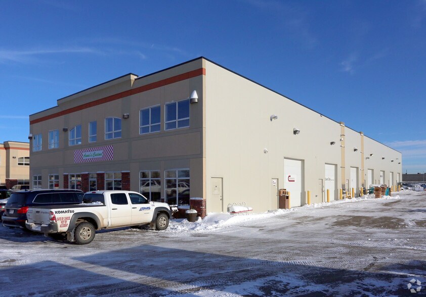 11315-11349 174th St NW, Edmonton, AB à vendre - Photo de l’immeuble – Image 2 sur 2