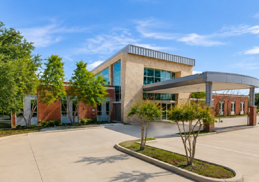 411 Lantern Bend Dr, Houston, TX à louer - Photo de l’immeuble – Image 1 sur 31