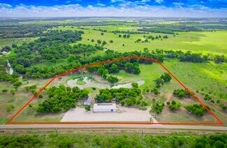 Plus de détails pour 1919 County Road 429, Rockdale, TX - Spécialisé à vendre