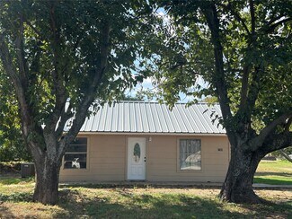 Plus de détails pour 2764 W Highway 199, Springtown, TX - Logement à vendre