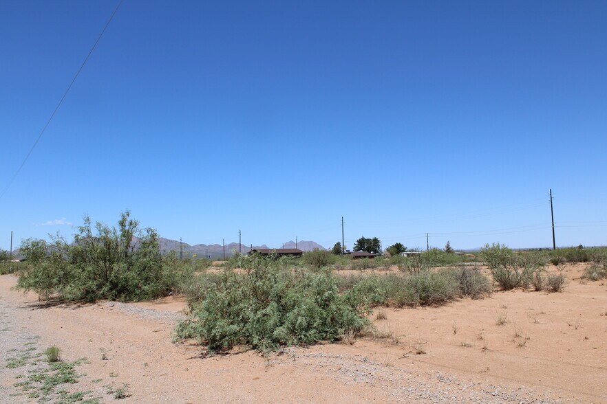7563 El Centro Boulevard, Las Cruces, NM à vendre - Photo de l’immeuble – Image 3 sur 10