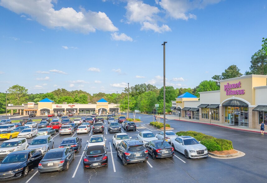 N Cobb Pky, Kennesaw, GA à louer - Photo de l’immeuble – Image 3 sur 4