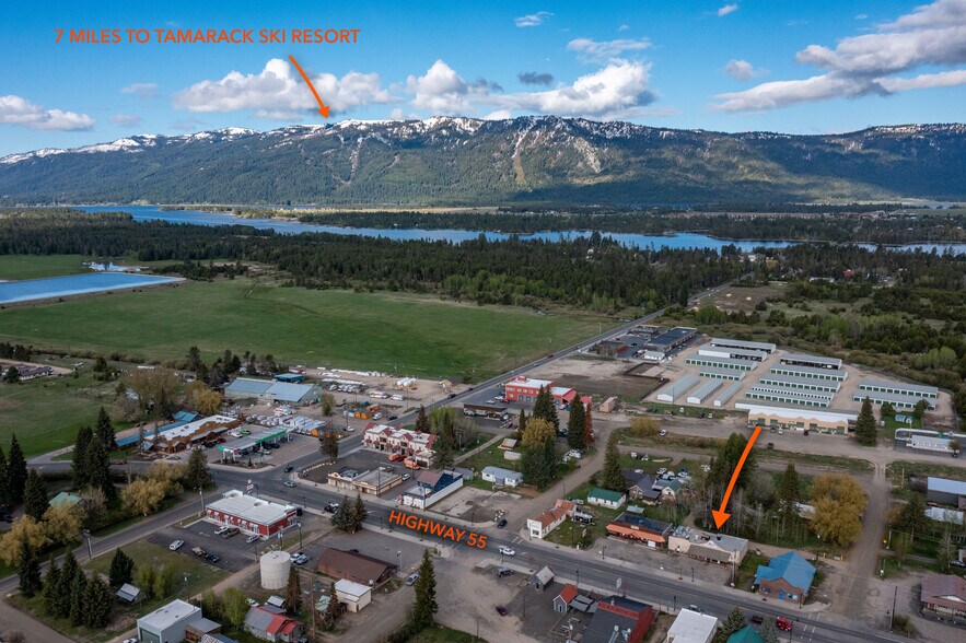 263 N Main St, Donnelly, ID à vendre - Photo de l’immeuble – Image 2 sur 40