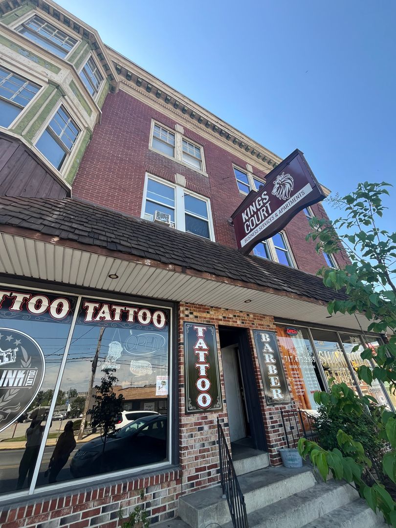 208 E King St, Shippensburg, PA à louer Photo intérieure– Image 1 sur 3