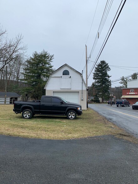 4830 Huckleberry rd, Orefield, PA à vendre - Photo de l’immeuble – Image 2 sur 5