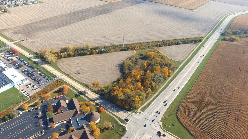 1452 Bethany, Sycamore, IL à vendre - Aérien – Image 3 sur 8