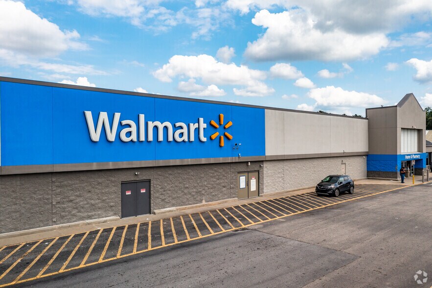 7048 Highway 85, Riverdale, GA à louer - Photo de l’immeuble – Image 3 sur 11