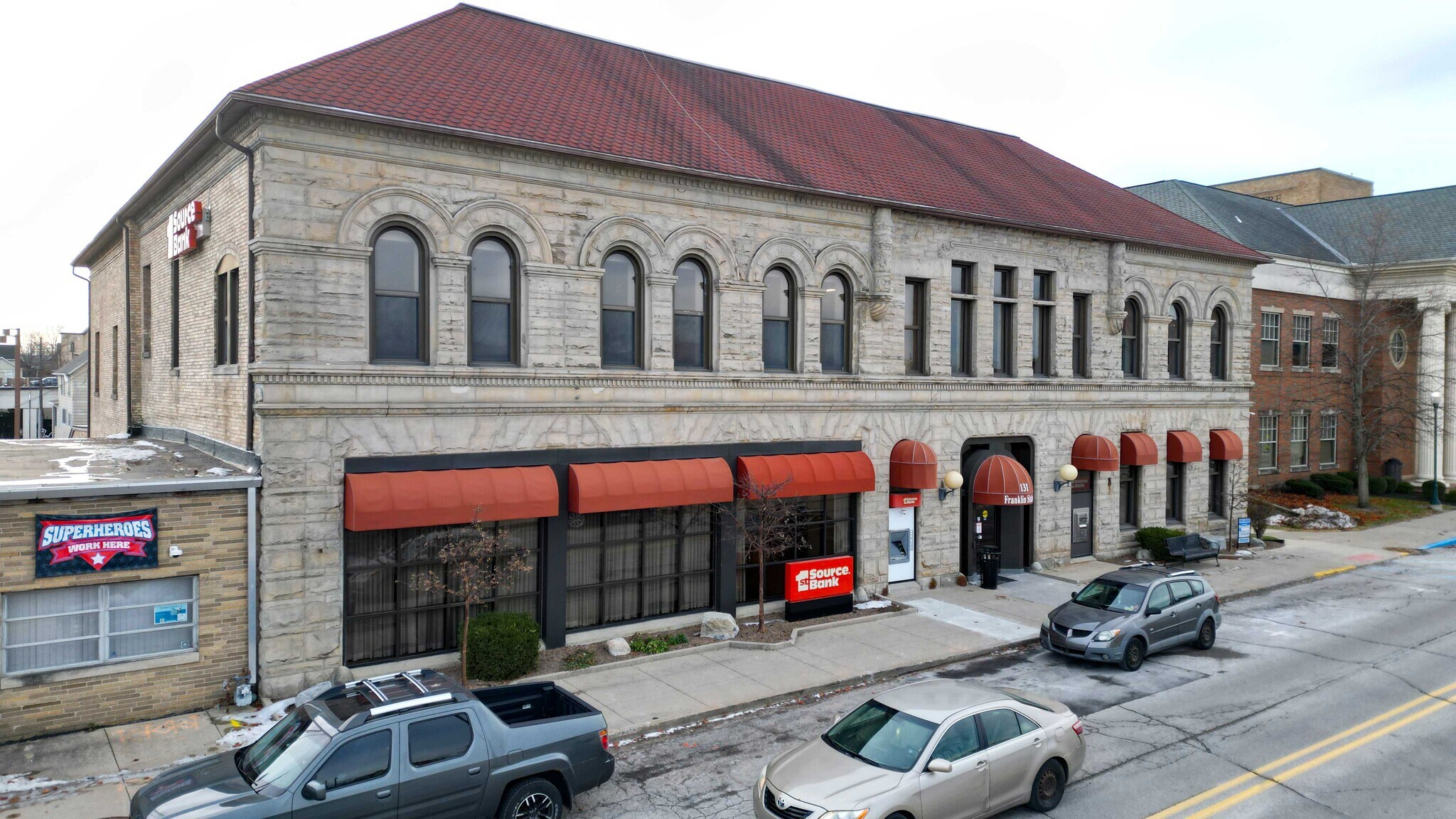 131 E Franklin St, Elkhart, IN à vendre Photo principale– Image 1 sur 7