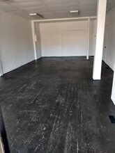 128 E Allegan St, Otsego, MI à louer Photo intérieure– Image 1 sur 3