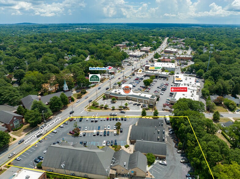 1818 Augusta St, Greenville, SC à louer - Photo de l’immeuble – Image 3 sur 10