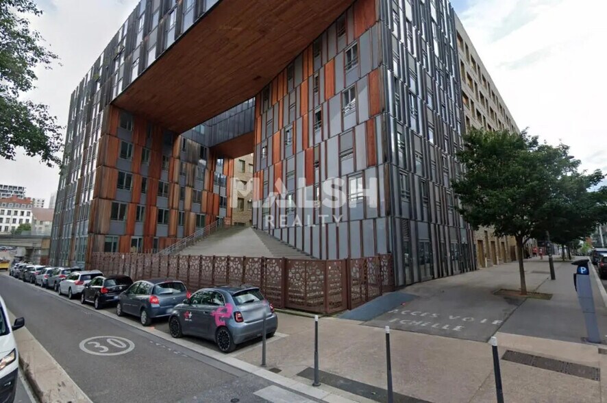 Local commercial dans Lyon à louer - Photo de l’immeuble – Image 2 sur 2