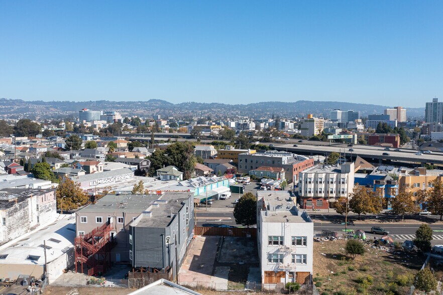 2321-2323 San Pablo Ave, Oakland, CA à vendre - Photo de l’immeuble – Image 2 sur 10