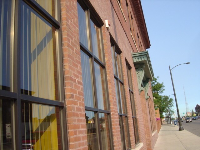 2324 University Ave W, Saint Paul, MN à louer - Photo de l’immeuble – Image 2 sur 16