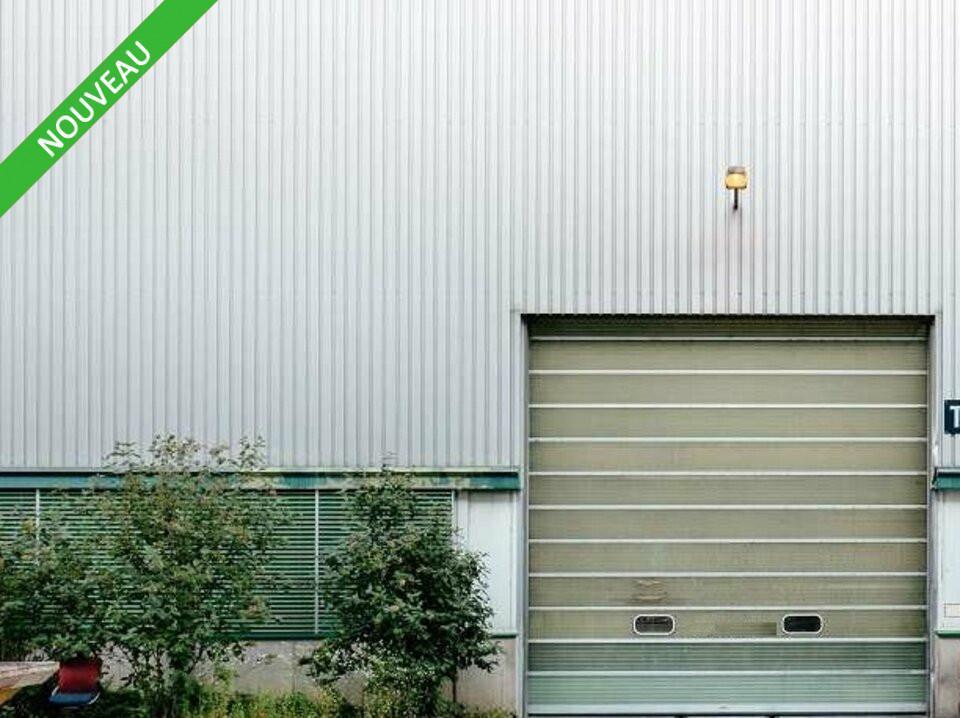 Local d’activités dans Châtellerault à louer Photo de l’immeuble– Image 1 sur 2