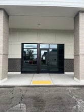 4100 S Redwood Rd, Salt Lake City, UT à louer Photo de l’immeuble– Image 1 sur 4