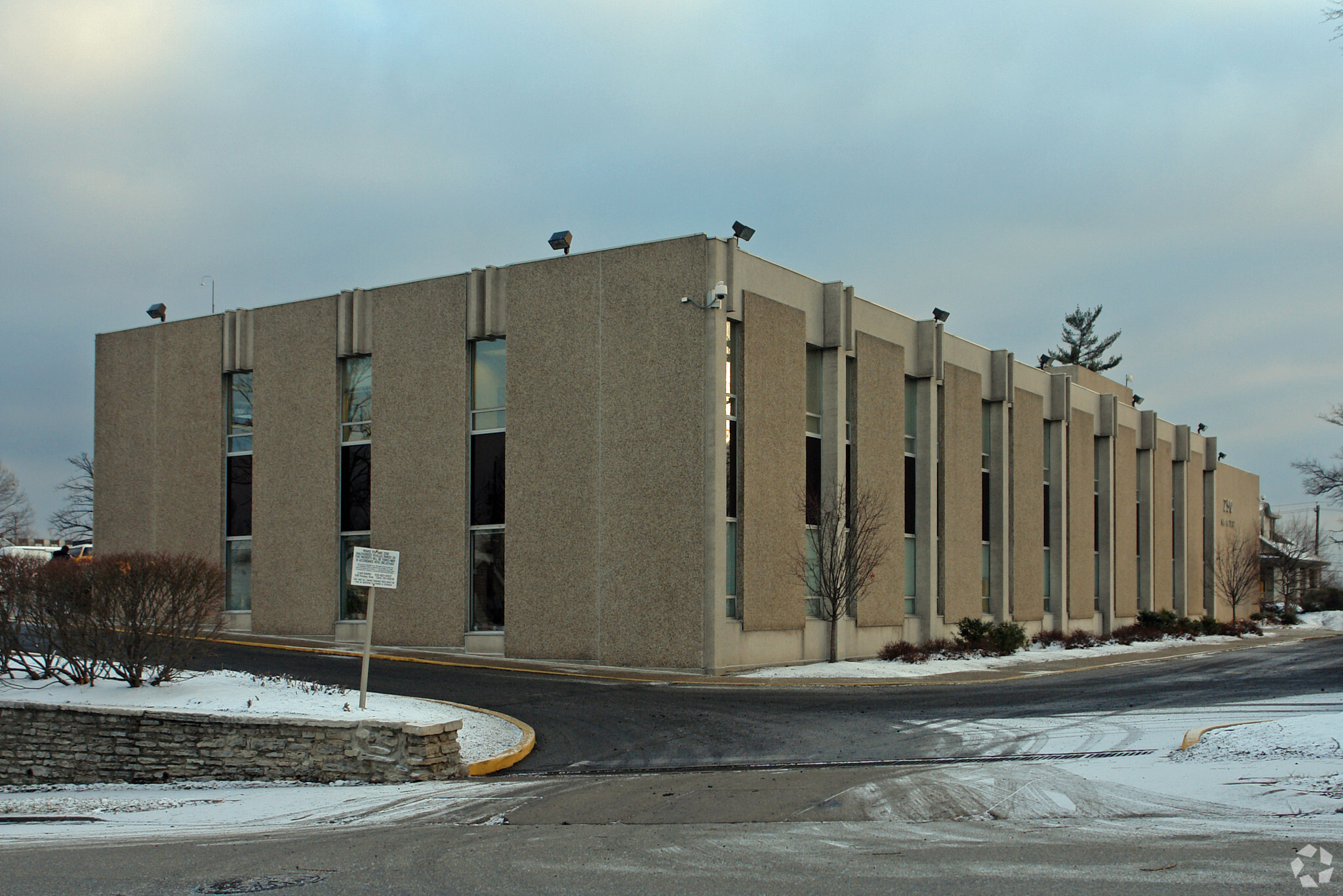 250 William Howard Taft Rd, Cincinnati, OH à vendre Photo principale– Image 1 sur 4
