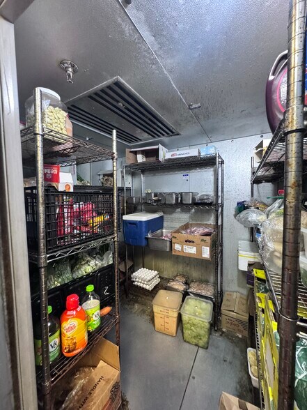 6408-6414 Trading Sq, Haymarket, VA à louer - Photo de l’immeuble – Image 3 sur 10