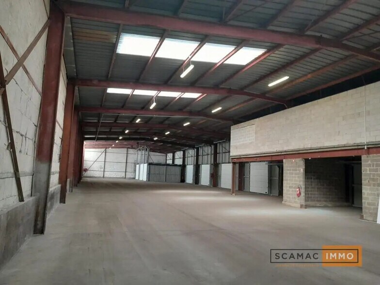 4 Rue Du Travy, 94320 Thiais, Thiais à louer - Photo de l’immeuble – Image 1 sur 4